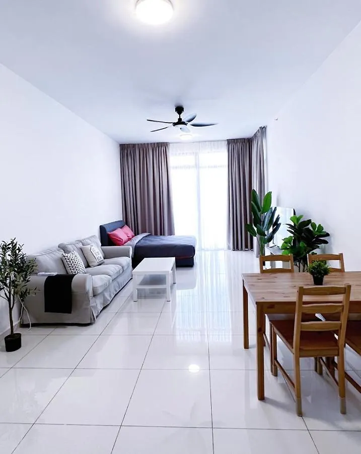 Beacon Executive Suites #Georgetown #Rooftoppool #23A Apartment George Town