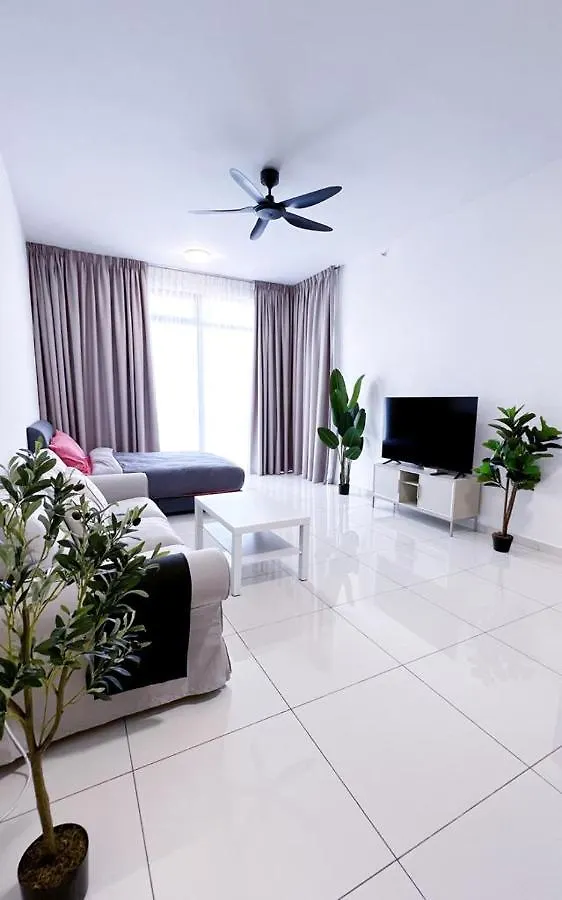 Beacon Executive Suites #Georgetown #Rooftoppool #23A 0*, George Town Malaysia