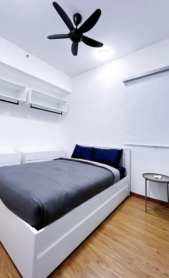 Apartment Beacon Executive Suites #Georgetown #Rooftoppool #23A